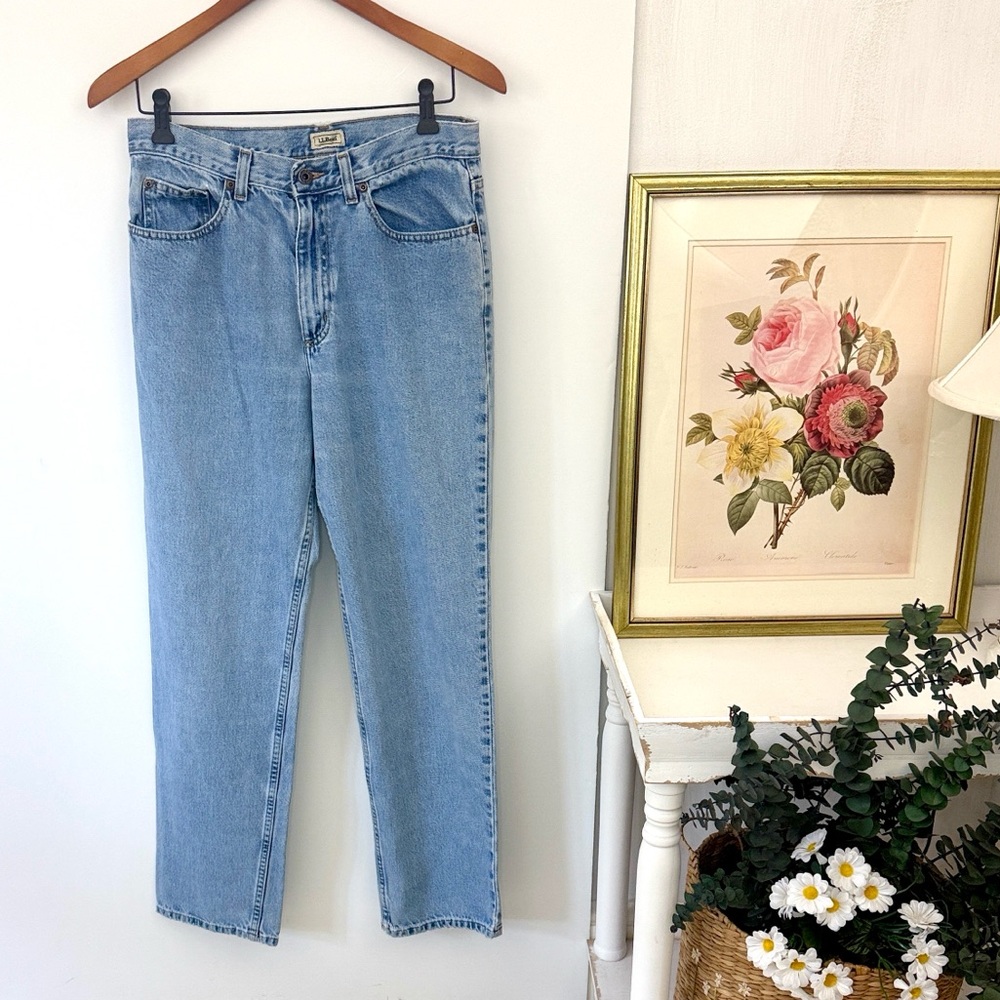 Vintage L.L.Bean Light Wash Tapered Leg Mom Jeans